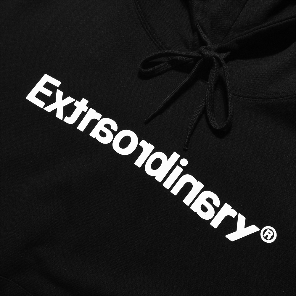 BASIC LOGO OVER FIT HOOD  BLACK