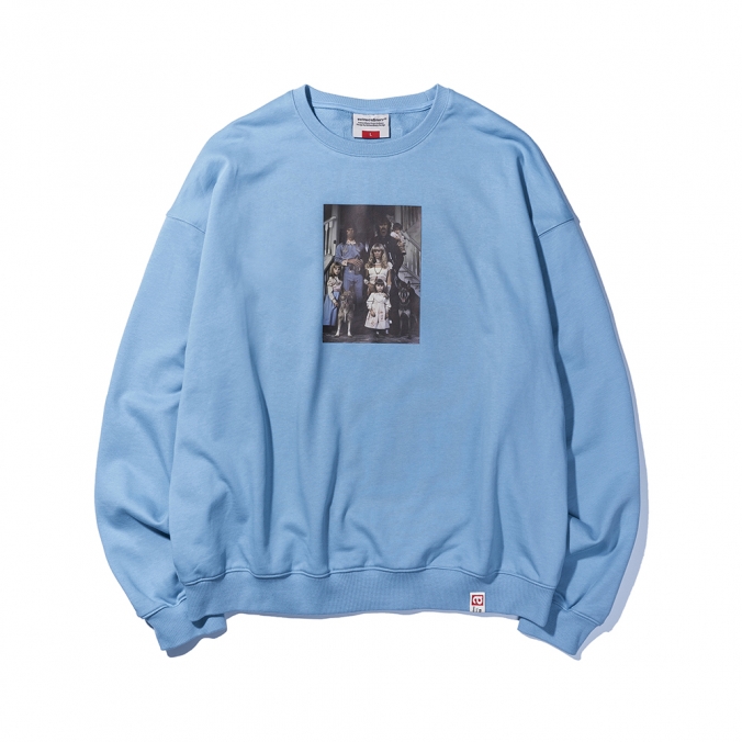 FREAK FAMILY DTP CREWNECK  L/BLUE