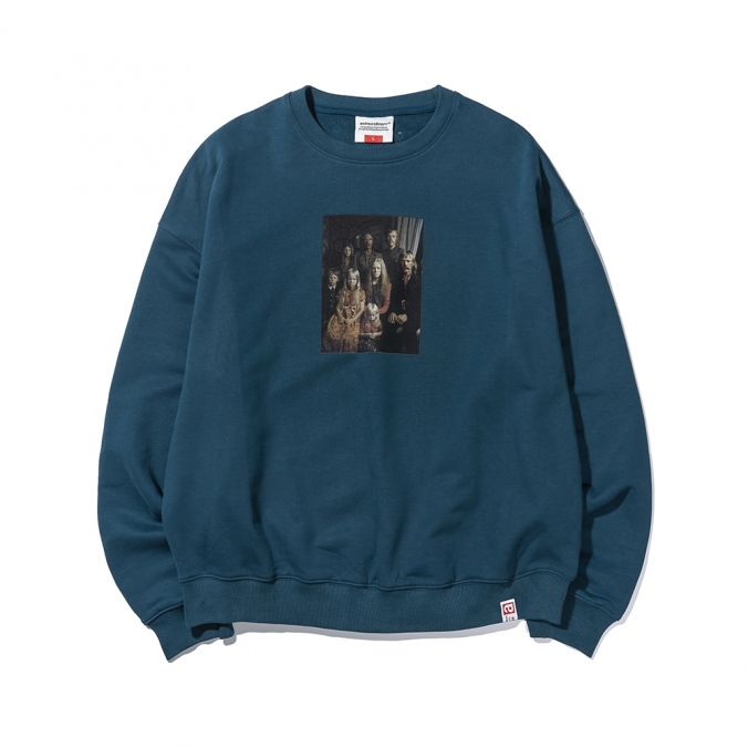 CREEPY FAMILY DTP CREWNECK  D/GREEN