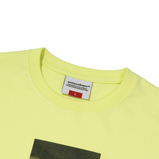 STRANGE FAMILY TEE   LIME