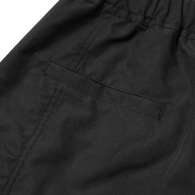 LAYERED POCKET SHORTS BLACK