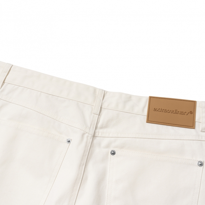 COATING CANVAS DOUBLE KNEE SHORTS OFF WHITE