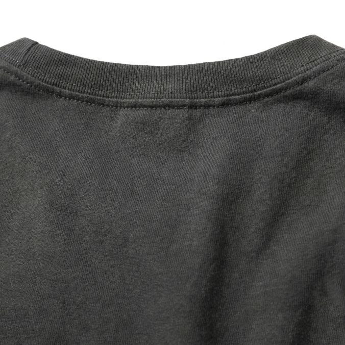 PIGMENT FLAME LOGO LS TEE CHARCOAL
