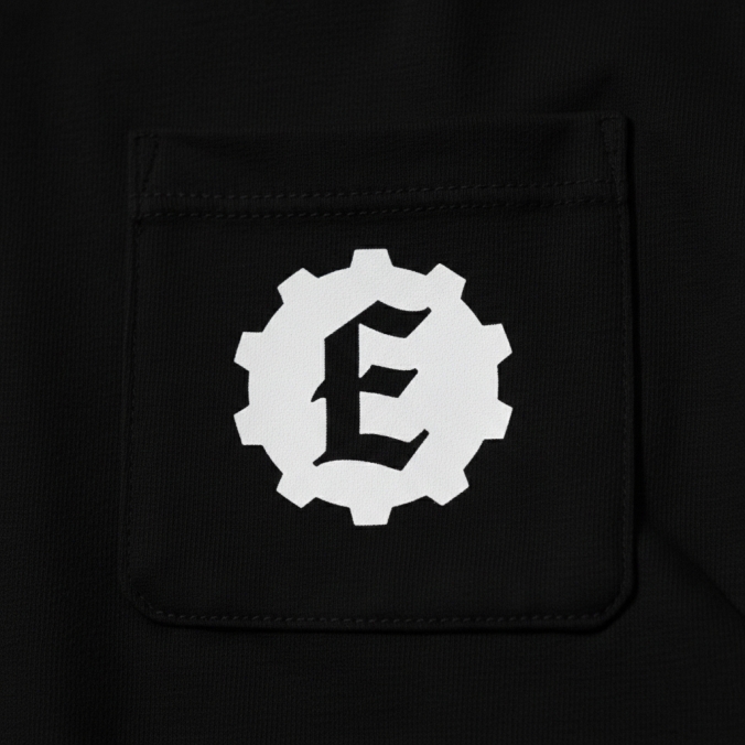 STUDIO LOGO POCKET TEE BLACK