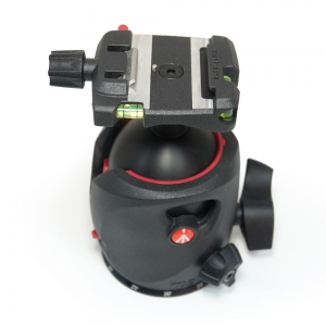 [중고상품] MANFROTTO MH057M0-Q6 Magnesium Ball Head with Q6 Top Lock quick release