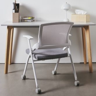 로고스토리 서울대 스터디 컴퓨터 사무실 책상 학생 의자