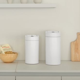 [하우스레시피] 1+1 밀리 에어핏 양문형 자동 센서 휴지통 7L,10L