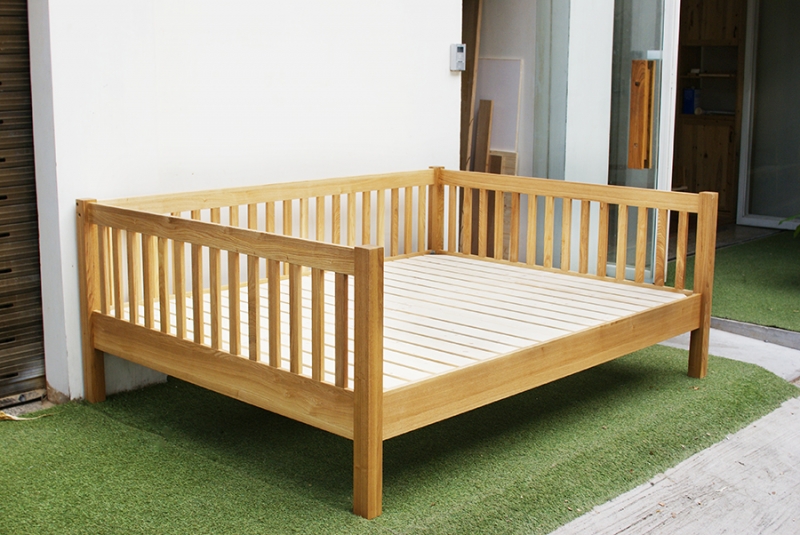 urbanworks side guard kids bed