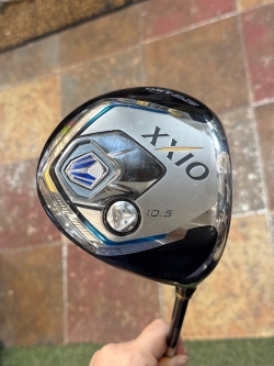 중고 젝시오 800K 남성드라이버 10.5도 SR