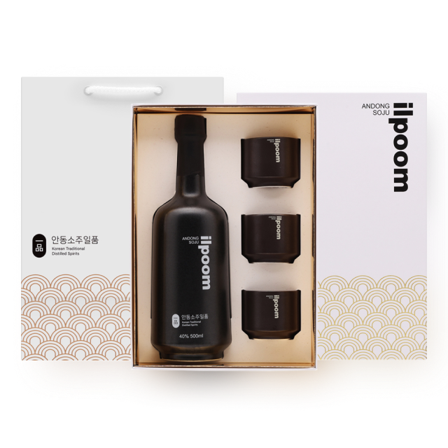 안동소주 일품 골드블랙 세트 40도 500ml 전용잔 3개 (오크숙성주) 대표이미지