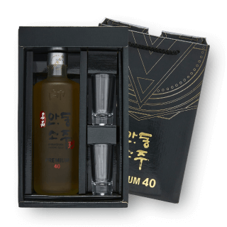 명품안동소주 프리미엄 선물세트 40도 500ml (전용잔 2개 포함)