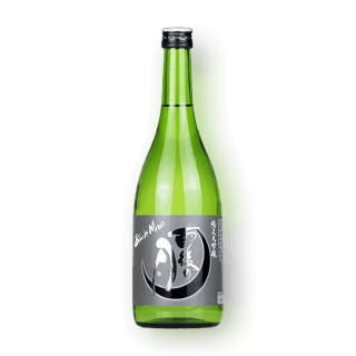 [세금포함] 우고노츠키 준마이 다이긴죠 BLACK MOON 720ml