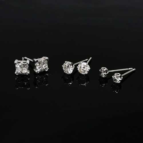 Princess cut Natural Diamond Earring / Nose Ring