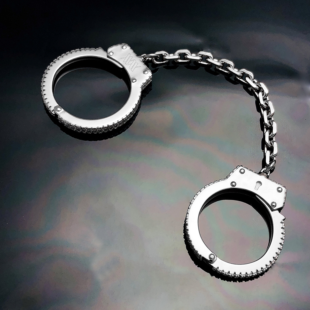 Iced Cuffs Chain Ring