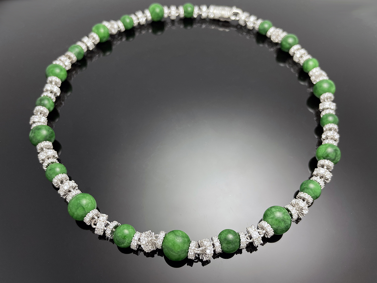 Royal Jade Necklace & Bracelet