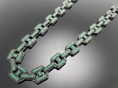 Iced H Chain