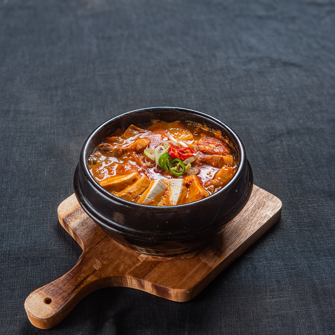 캠핑음식 캠핑요리 어디든 빠질수 없는 김치찌개 710g