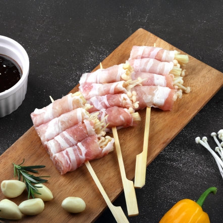 캠핑요리 삼겹살과 버섯의 조화 삼겹팽이말이꼬치-8꼬치