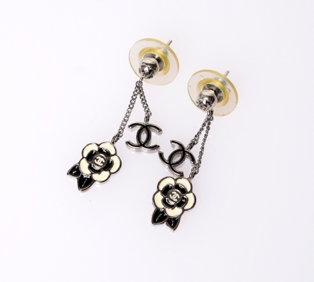 까멜리아 코코 이어링 A28053