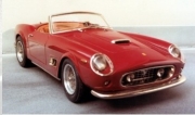 [사전 예약] R24/1B 1/24 Ferrari 250 GT SWB California phares carénés