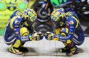 [사전 예약] KWP-17VRF 1/12 Valentino Rossi Crouching Rider Figure (2015 - 2017)