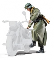 [사전 예약] F35002 1/35 WW2 German Motorcyclist