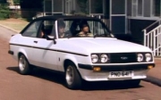 [사전 예약] C1-TK062 1/24 FORD ESCORT RS2000 THE PROFESSIONALS for Italeri