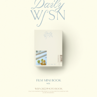 우주소녀(WJSN) - 2022 포토북 [Daily WJSN] (FILM MINI BOOK ver.)