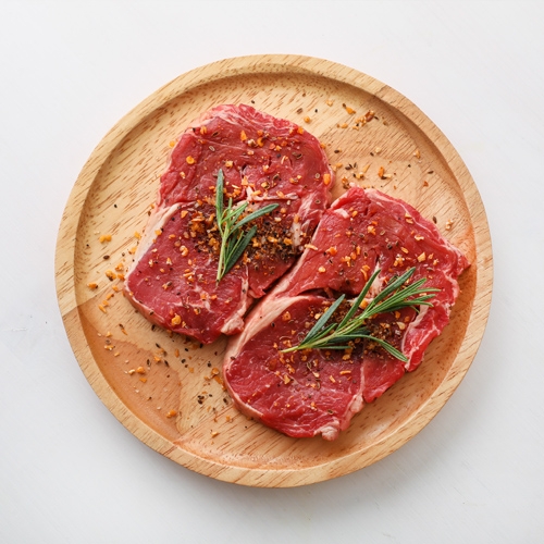 유기농소고기 등심/구이/호주산(Organic Beef Cube Roll) 300g 유기농소고기 등심/구이/호주산(Organic Beef Cube Roll) 300g