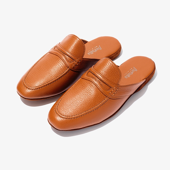 SLIPPERS (DEER) COGNAC