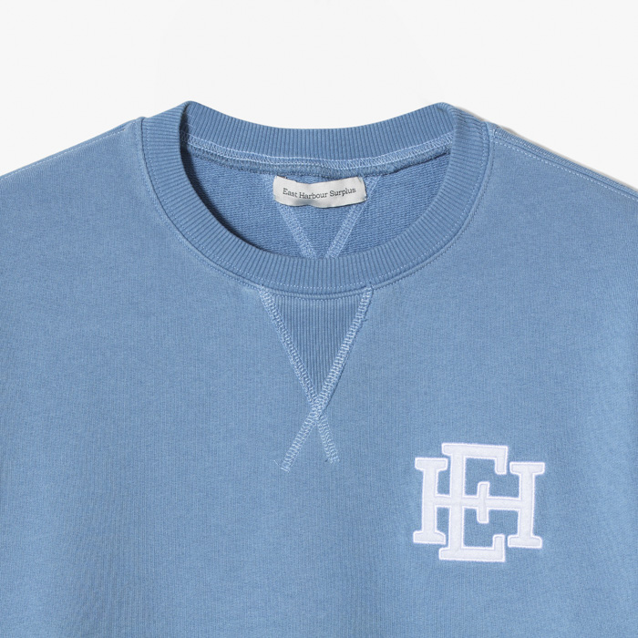 STONE 33 EMBROIDERED SWEATSHIRT SKY BLUE