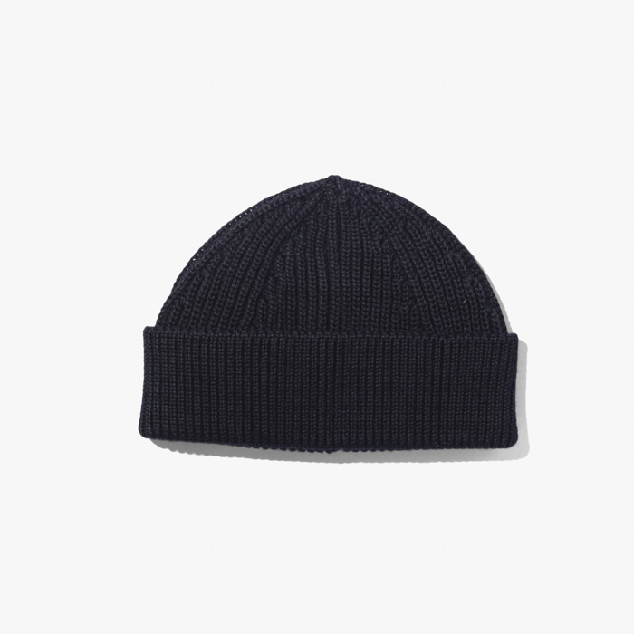 BEANIE SHORT BLACK