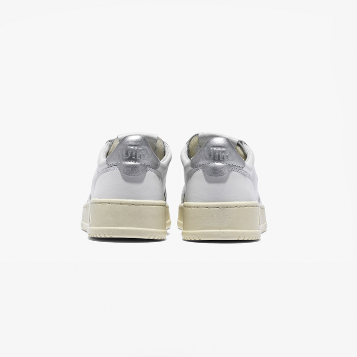 MEDALIST SNEAKERS LL (LEATHER/LEATHER) SILVER LL05