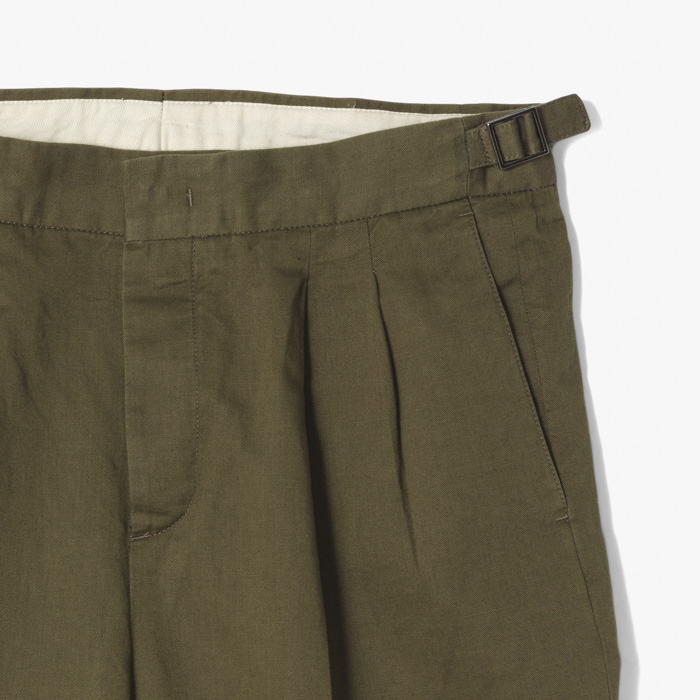 BERMUDA SHORT (STONE WASH GABARDINE) MILITARY GREEN