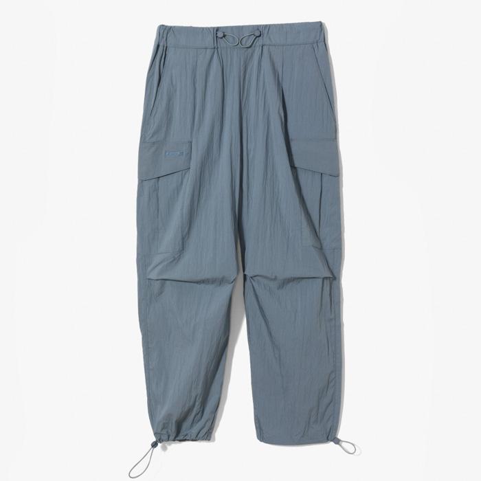 (WOMAN) MAXI FLAP POCKETS CARGO PANTS LIGHT BLUE