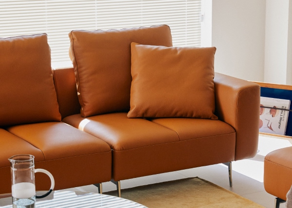 [NEW] 디에시즈 3인 베티버 천연 면피 소가죽 소파