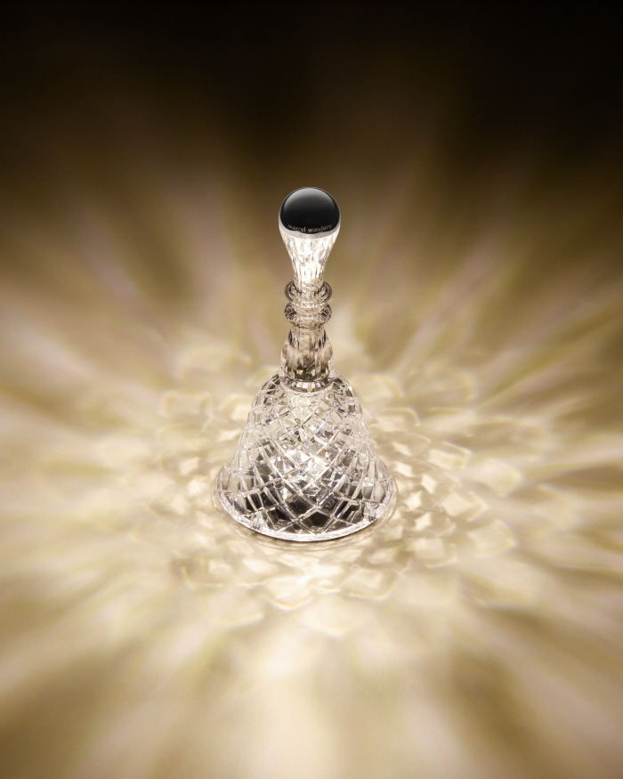 라문 벨라 크리스탈 컷 테이블램프 (클리어 실버)