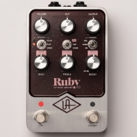 Universal Audio UAFX Ruby '63 Boost Amplifier 유니버셜 오디오 스테레오 앰프 및 에뮬레이션 페달