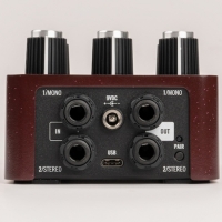 Universal Audio UAFX Ruby '63 Boost Amplifier 유니버셜 오디오 스테레오 앰프 및 에뮬레이션 페달