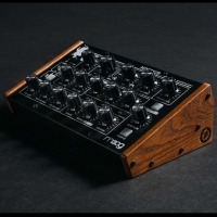 Moog Music Minitaur Woodside Kit 무그 우드사이드 킷