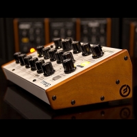 Moog Music Minitaur Woodside Kit 무그 우드사이드 킷