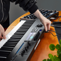 Novation Launchkey 88 mk3 마스터키보드