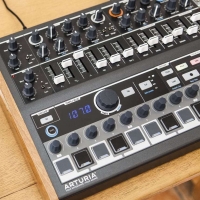 Arturia MiniBrute 2S Noir 아투리아 아날로그 신디사이저