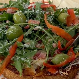 5_식사_꼬단면 라구 피자.jpg