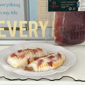 4_브런치_하몽 참외 샐러드.jpg