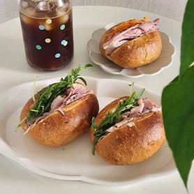 5_브런치_트러플 잠봉뵈르 샌드위치 2종.jpg