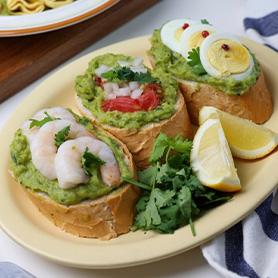 6_간식_과카몰리 오픈샌드위치.jpg