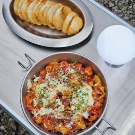 4_브런치_베이컨&잠봉 에그인헬.jpg