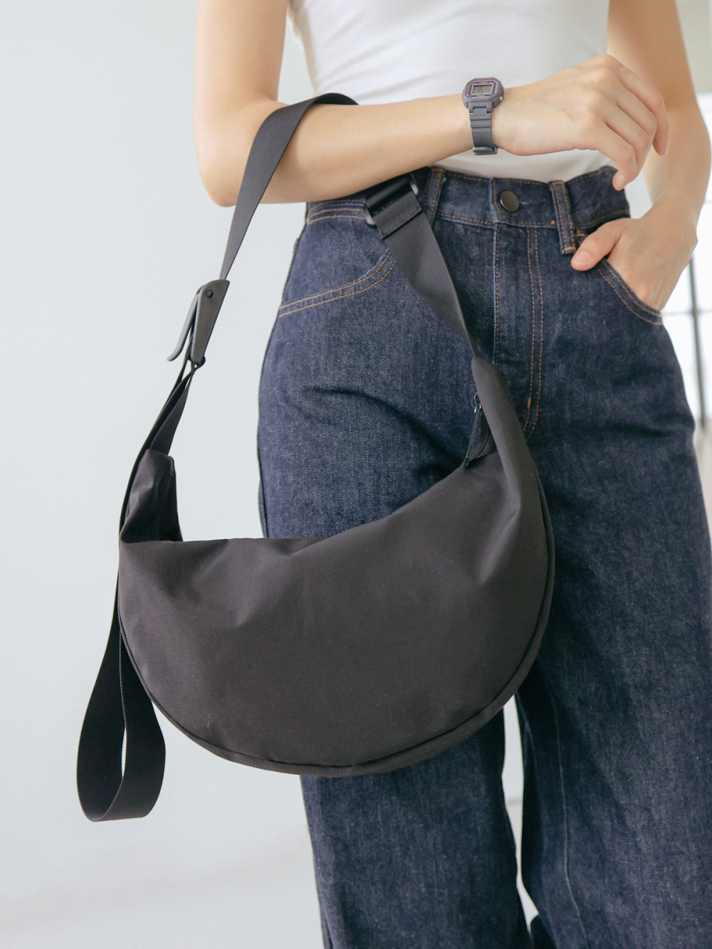 Ditto Nylon Slingbag 디토 나일론 슬링백