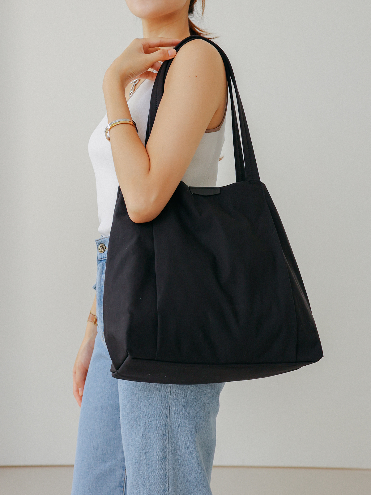 Rose Nylon Shoulderbag 로제 나일론 숄더백